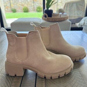Steve Madden Beige Suede Chelsea Lug Ankle Boots
